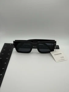 Gafas de sol negras protección UV400 - Elegantes gafas de policarbonato de moda - Imagen 1 de 5