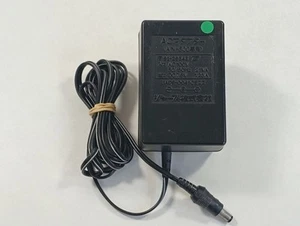 ALIMENTATION OFFICIELLE - POWER SUPPLY TWIN FAMICOM (AN-500 AN-505 / 110V AC) OC - Imagen 1 de 4