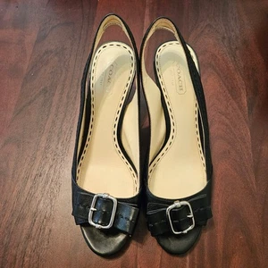 Tacones Coach Miranda de cuero negro con punta abierta para mujer talla 7B hebilla - Imagen 1 de 7