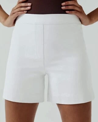 Pantalón Corto SPANX On The Go 6" Ultimate Opacity Blanco Moldeador de Abdomen Wmn S M L XL 1X 3X Foto 1 de 4