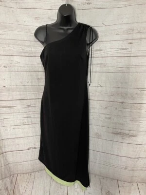 Express 女式黑色单肩鸡尾酒礼服 1/2 码 — 第 1/4 张图片