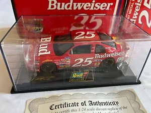 Revell #25 1997 Budweiser Chevrolet Monte Carlo #3878 1/24 Scale Diecast - Picture 1 of 6