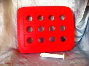 Tupperware Teigfalle Ravioliform Bigsnack Big-Snack rot happysnack spätzlebrett - Bild 1 von 4