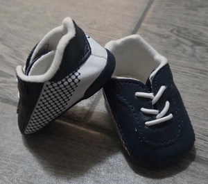 American Girl Soccer Cleats Sports Shoes/Sneakers~Team USA 18 inch doll size EUC - Picture 1 of 4