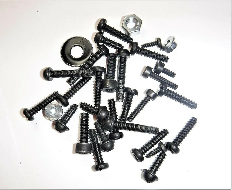 Tornillos/herrajes para motosierra Poulan Pro PR4218 - OEM Foto 1 de 1