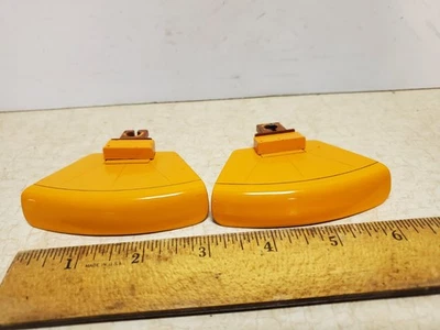 Toy  Spec Cast Minneapolis Moline  rear Tractor fender # F - Image 1 of 4