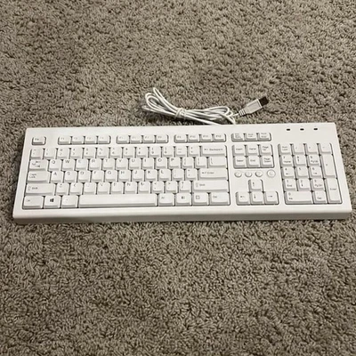 3D HP Wired USB Keyboard White Full Size TPA-P001K - Image 1 of 2