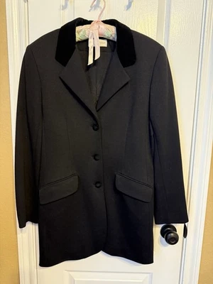 Bolsillo informal de botones con cuello de terciopelo negro talla 12 Foto 1 de 4