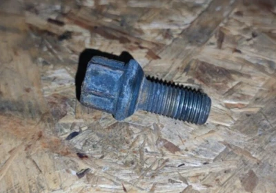 Genuine VW Golf 1 2 3 Polo Passat Vento Corrado Jetta Wheel Bolt M12x1.5 - Image 1 of 3