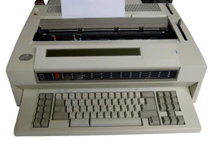 Electronic typewriter, word processor, IBM wheelwriter; Reconditioned - Picture 1 of 1