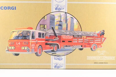 CORGI TOYS * AMERICAN LA FRANCE AERIAL LADDER TRUCK CENTERVILLE * 1:50 * OVP - Bild 1 von 4