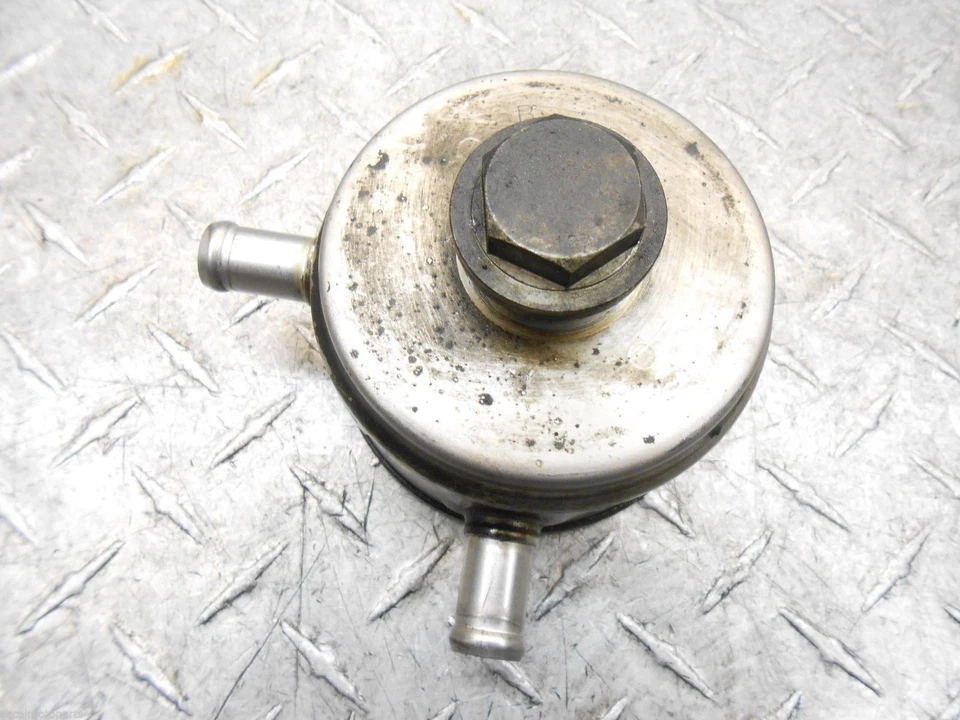 Yamaha YZF R6 2006 06 07 08 09 YZF-R6 motor enfriador de aceite unión perno junta tórica Foto 1 de 4