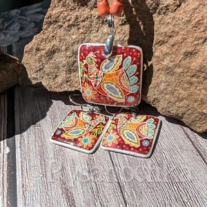 CONJUNTO Pendientes y Colgantes Artesanales Estilo Pysanka en Cáscara de Huevo Tradicional UA - Imagen 1 de 9