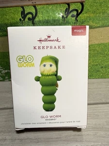 Hallmark Keepsake 2018 Hasbro Glo Worm luce magica decorazione natalizia - Foto 1 di 4