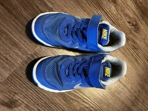 nike sneaker Kinderschuhe Gr. 30 - Bild 1 von 5