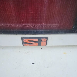 HONDA CIVIC SI REAR SI EMBLEM 1986 - Picture 1 of 1