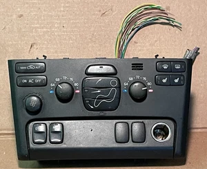 2003-2012 Volvo XC90 Auto AC Temperature Air Climate Control HVAC 8697138 OEM - Picture 1 of 5
