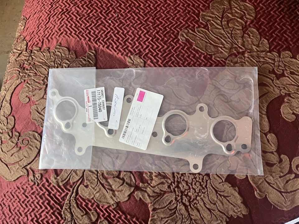 For 2005-2023 Toyota Tacoma 2.7L L4 Exhaust Manifold Gasket Set Fel-Pro 2006 - Image 1 of 2