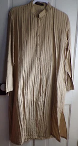 Vintage Men’s Origin's Tan Long Sleeve 4 Button Placket Nightshirt Pockets Sz 40 - Picture 1 of 6