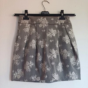Zara trf collection Grey Lace Mini Skirt with Pockets Size 36 - Picture 1 of 5
