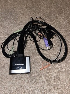 IOGEAR GCS62HU 2-Port HD Cable KVM Switch W/ Audio - Image 1 of 3