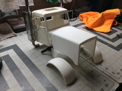 PETE LIKE HOOD and fenders only  for a king grand hauler tamiya 1/14 - Image 1 of 3