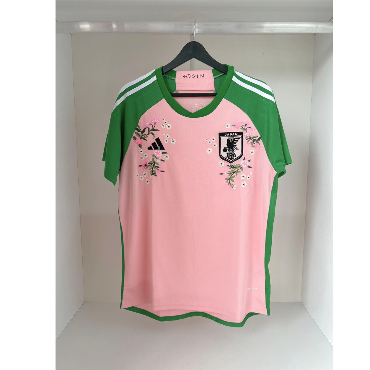 🌸⚽JAPAN X NIGO CUSTOM CHERRY BLOSSOM EMBROIDERY ADIDAS SOCCER