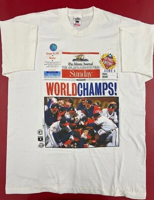 Camiseta FOTL de Colección 1995 MLB Atlanta Braves Campeones Serie Mundial Periódico Talla XL Foto 1 de 4
