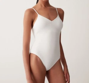Traje de baño Colmar Originals para dama blanco de una pieza talla grande nuevo con etiquetas precio de venta sugerido por el fabricante 179 GBP - Imagen 1 de 12