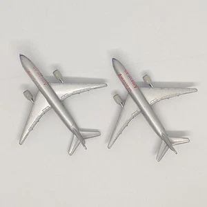 1997 Matchbox Planes - Lot of 2: Boeing 777 (American Airlines Livery) - Used - Picture 1 of 10