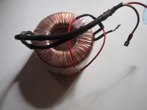 Transformateur toroïdal TADDEI TR-1 in 200V out 12V - Bild 1 von 2