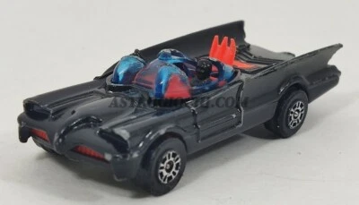 CORGI JUNIORS BATMAN BATMOBILE VINTAGE 1978 DIECAST METAL - Immagine 1 di 4