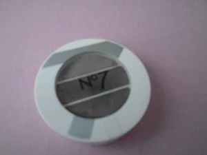 Boots No 7 Trio Eyeshadow 2.6g - Heather Glade - Picture 1 of 1