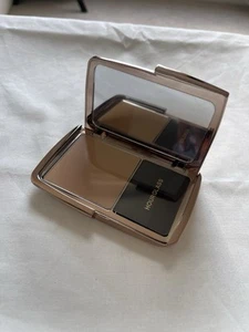 Hourglass Vanish Airbrush Pressed Powder Translucent Tan 10.5G NEW* Rp £57 - Picture 1 of 9