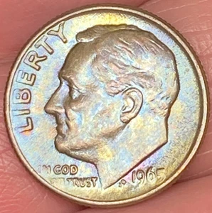 1965-P Roosevelt Dime Beautiful Brilliant Rainbow Toned Coin #18 - Picture 1 of 13