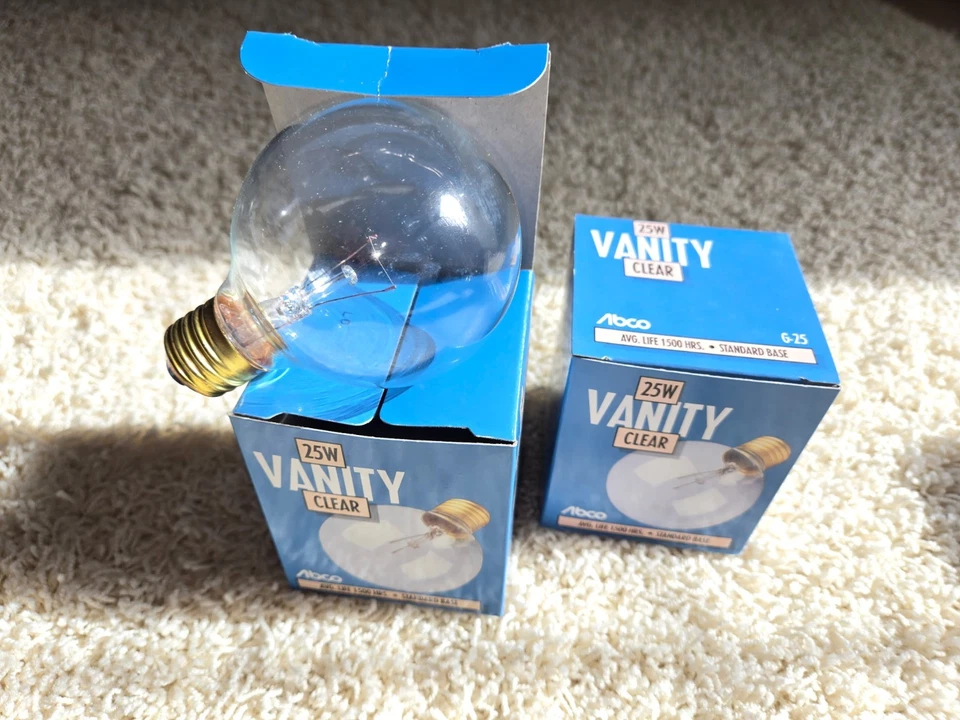 2 Abco Vanity Light Bulbs 25W Clear - Image 1 of 1
