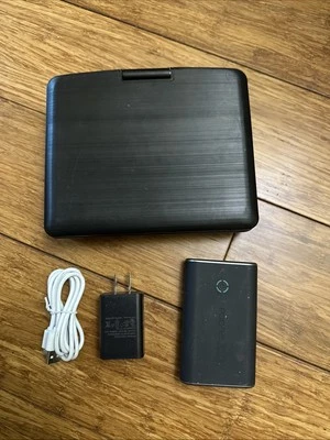 Sylvania SDVD7073 Swivel Screen Portable 7” DVD Player Used. - Image 1 of 4