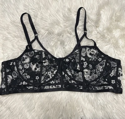 Sujetador Torrid 5 Negro Estampado Calavera Longline Semi Transparente Con Aros Cierre Trasero  Foto 1 de 4