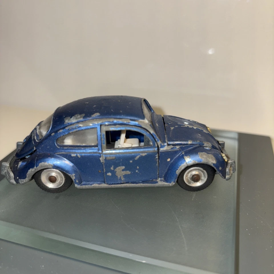 Dinky Toys Vintage 1965 VW Volkswagen Beetle De Luxe 1300 ruedas tempranas  Foto 1 de 4