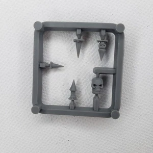 Warhammer classic CHAOS WARRIOR SKULL & SPIKES sprue 1997 citadel Old World - Picture 1 of 4