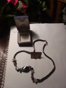 Passende schwarze Onyx Halskette und Ohrringe - Bild 1 von 1