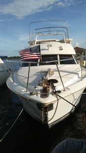 Carver 50 ft cockpit motor yacht