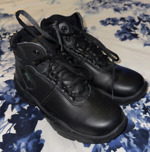 Reebok Work Postal Express CP8500 Boot Size 7W Black Leather Chukka