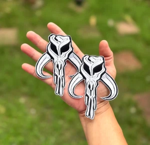 2Pcs. Mandalorian Skull Boba Fett Star Wars symbol Embroidered Iron-On Sew patch - Picture 1 of 5