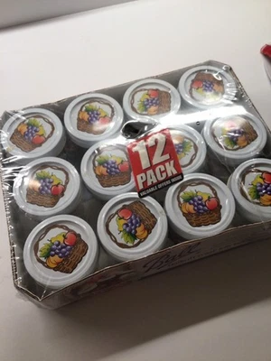 Frascos de gelatina de cristal acolchados con bolas de colección 2005 4 oz paquete de 12 tapas de frutas Foto 1 de 4