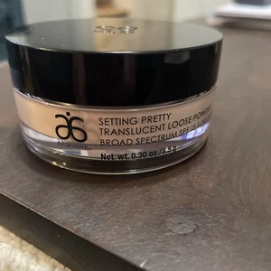Arbonne Setting Pretty Translucent Loose Powder Broad Spectrum SPF 15 See Pics - Picture 1 of 2