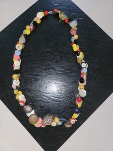 VINTAGE BUTTON NECKLACE FOLK ART FUN RAINBOW ASSORTMENT OF DIFFERENT SIZES - Picture 1 of 7