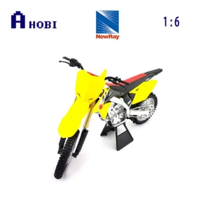 NewRay Licensed 1:6 Scale Suzuki RM Z450 2014 Diecast Model Bike - Picture 1 of 2