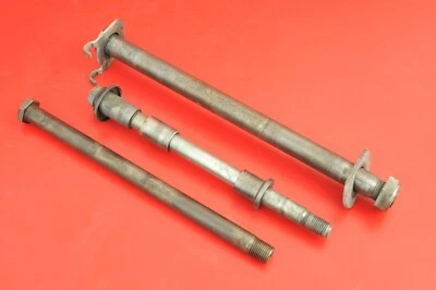 85 Yamaha YZ250 YZ 250 1985 rueda delantera trasera eje perno basculante pivote Foto 1 de 4