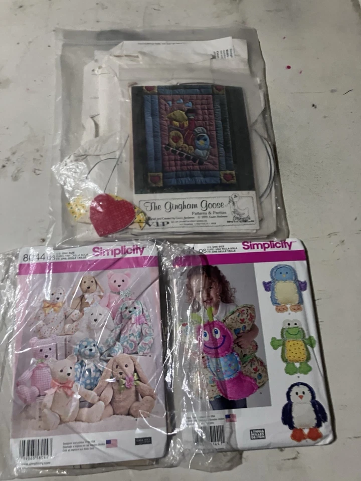 Lot of 3 Various Crafting Sewing Patterns Simplicity McCall's - Image 1 of 4